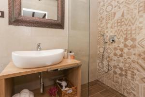 Koupelna v ubytování Luxury Rooms Dino
