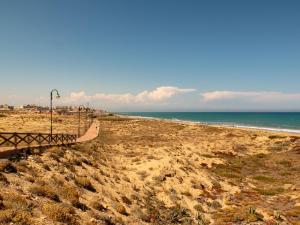 Zdjęcie z galerii obiektu Chalet Geraneos 3 w mieście Torrevieja