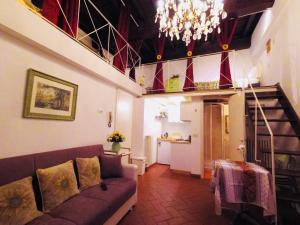 Χώρος καθιστικού στο Florentine Style Central Apartments