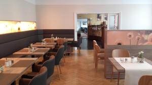 Posezení v ubytování Hotel Bavaria Oldenburg