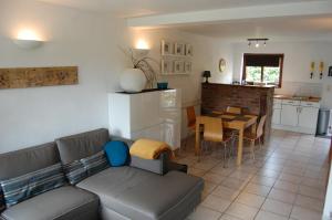 Kuchyň nebo kuchyňský kout v ubytování Appartement Fleurs des champs - Esc'Appart