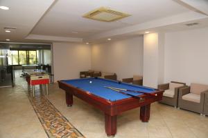 Biliár nebo kulečník v ubytování Lidya Sardes Hotel Thermal & SPA