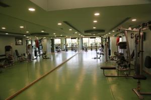 Fitness centrum a/nebo fitness zařízení v ubytování Lidya Sardes Hotel Thermal & SPA