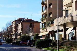 Kép Lovely apt. only 300mt. Monza F1 Circuit-Park-Golf szállásáról Biassonóban a galériában