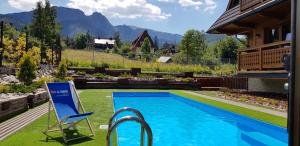 Basen w obiekcie Apartamenty Sun & Snow Resorts Lipki Park z sauną lub w pobliżu