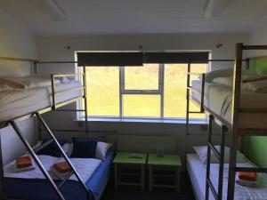 Helgafell Hostel客房内的一张或多张床位