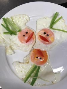 Jedlo v ubytovaní bed & breakfast alebo blízkom okolí