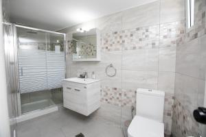 Koupelna v ubytování Kallithea Studios