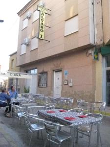 Restaurant o un lloc per menjar a Hostal Alvaro I