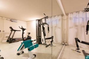 Fitness centrum a/nebo fitness zařízení v ubytování Verdeluna ApartHotel