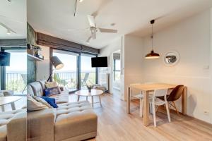 Posedenie v ubytovaní Apartamenty Horyzont SeaView by Rent like home