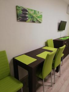 TV a/nebo společenská místnost v ubytování Apartmán Diamond