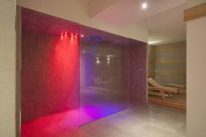 A bathroom at Modica Beach Resort