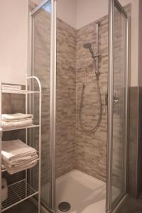 A bathroom at Casa Lorenzo Még 27 kép