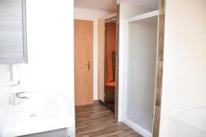 Fotografie z fotogalerie ubytování Hotel Garni Dorferwirt am Irrsee v destinaci Tiefgraben