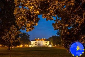 Сад в Pakruojis Manor's Palace Boutique Hotel