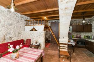 Fotografie z fotogalerie ubytování Irini΄s house v destinaci Alónai