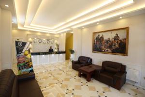 Posezení v ubytování Baigal Hotel