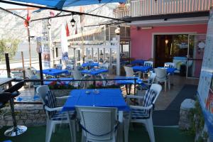 Restaurace v ubytování Hotel Vela Azzurra