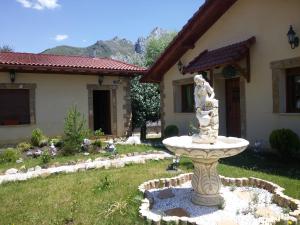 Fotografia z galérie ubytovania Casa Rural Refugio del Cueto*** v destinácii Villamanín