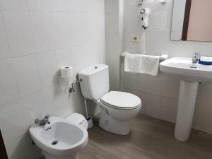 Koupelna v ubytování Hotel Norai