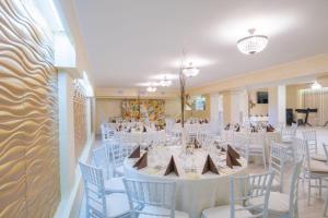 Restaurace v ubytování Hotel Evianne Boutique