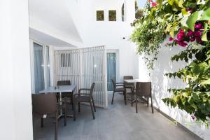 A balcony or terrace at Mina Studios