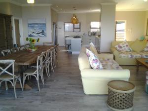 Afbeelding uit fotogalerij van Our Beach House in Southbroom