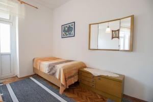 Posteľ alebo postele v izbe v ubytovaní Apartments Josip by the sea