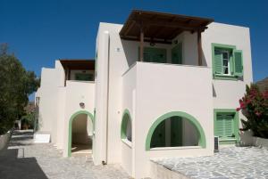 Φωτογραφία από το άλμπουμ του Naxos olive & home στις Εγκαρές