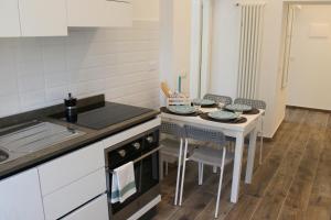 A kitchen or kitchenette at Casa Maiò
