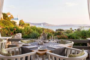 Εστιατόριο ή άλλο μέρος για φαγητό στο Paros Agnanti Resort & Spa