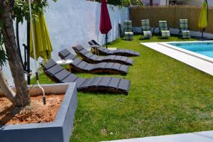 Bazén v ubytování 4 apartmens private pool 20people max nebo v jeho okolí