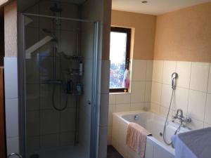 Koupelna v ubytování Holiday paradise + 13 fotografií