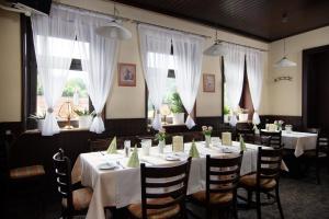 Afbeelding uit fotogalerij van Zum Waldhorn in Peterstal