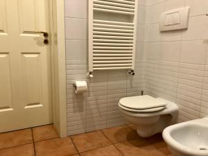 Vannituba majutusasutuses A due passi dal ponte