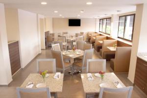 Posezení v ubytování Econo Express Hotel