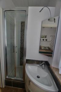 Bagno di B&B Sea and Garden