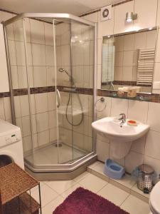 Koupelna v ubytování Pervalka Grand Appartment