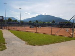 A general mountain view or a mountain view taken from Az apartmant