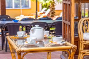 Restauracja lub miejsce do jedzenia w obiekcie La torre Casa rural