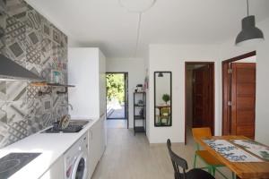 Nhà bếp/bếp nhỏ tại Lei Home