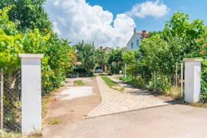 Vonkajšia záhrada v ubytovaní Apartment Teri