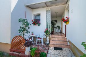 Vonkajšia záhrada v ubytovaní Apartment Teri
