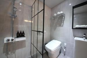 Koupelna v ubytování Hotel K