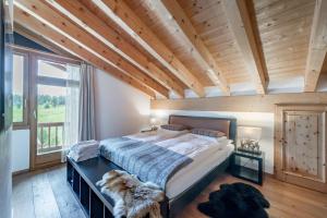 Postel nebo postele na pokoji v ubytování Boutique Hotel Cervus