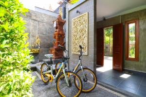 Jízda na kole v ubytování Gempita House Bali nebo okolí