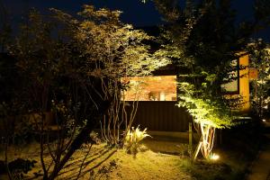 Zahrada ubytování Villa 石の蔵 Hotel + 37 fotografií