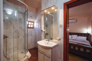 Koupelna v ubytování Apartmani i sobe Dinko