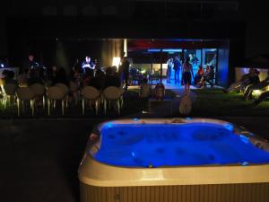 Bazén v ubytování Corte Ongaro Hotel nebo v jeho okolí + 37 fotografií